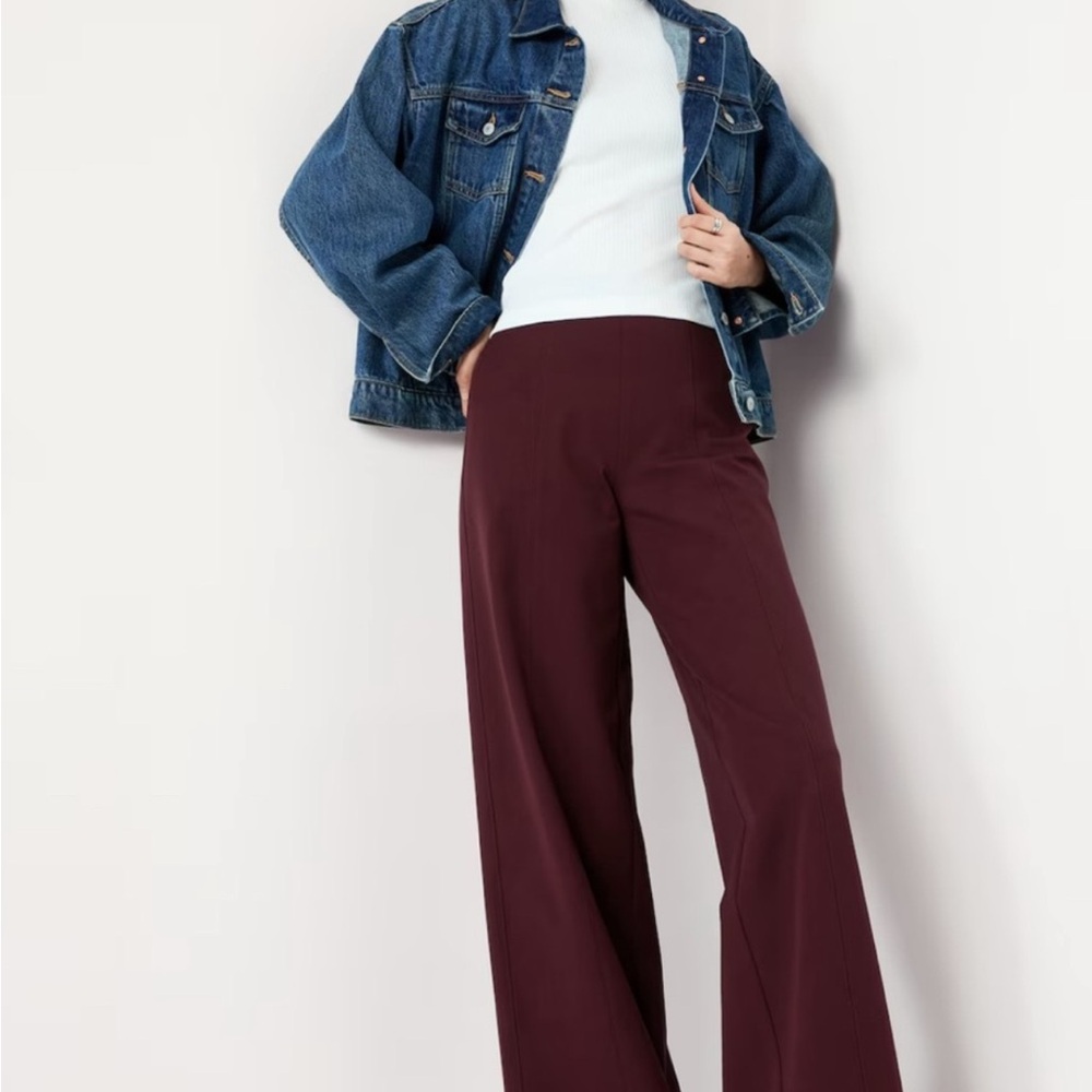 Old Navy Burgundy Wide Leg High Rise Pixie Pants size Large